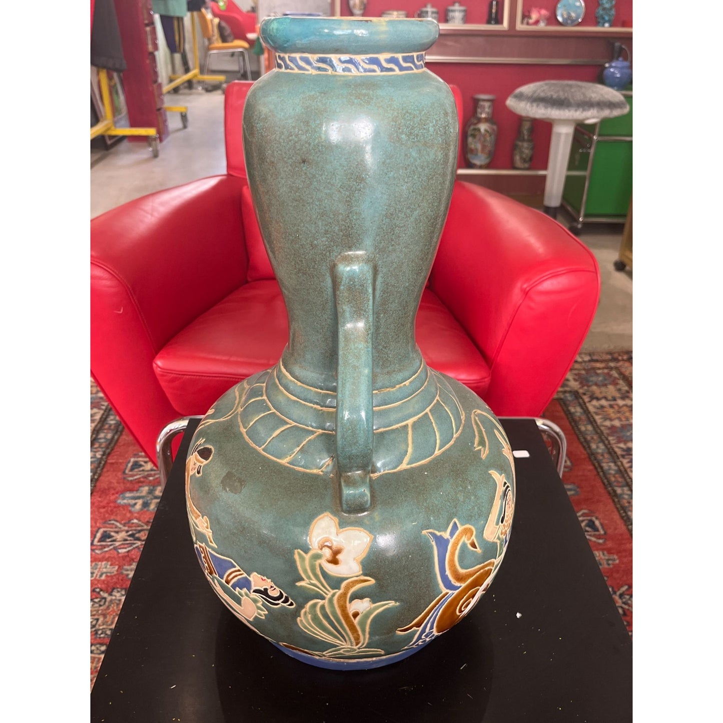 Vase En Céramique Vietnamienne Massif Avec Décors Traditionnels & Anses Doubles Vert émaillé Avec Motifs Multicolores