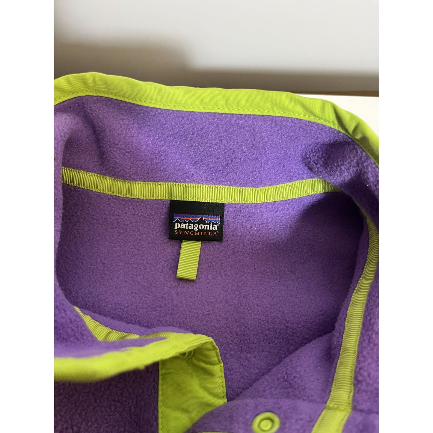 Pull polaire Patagonia Synchilla violet et citron vert Snap-T XS