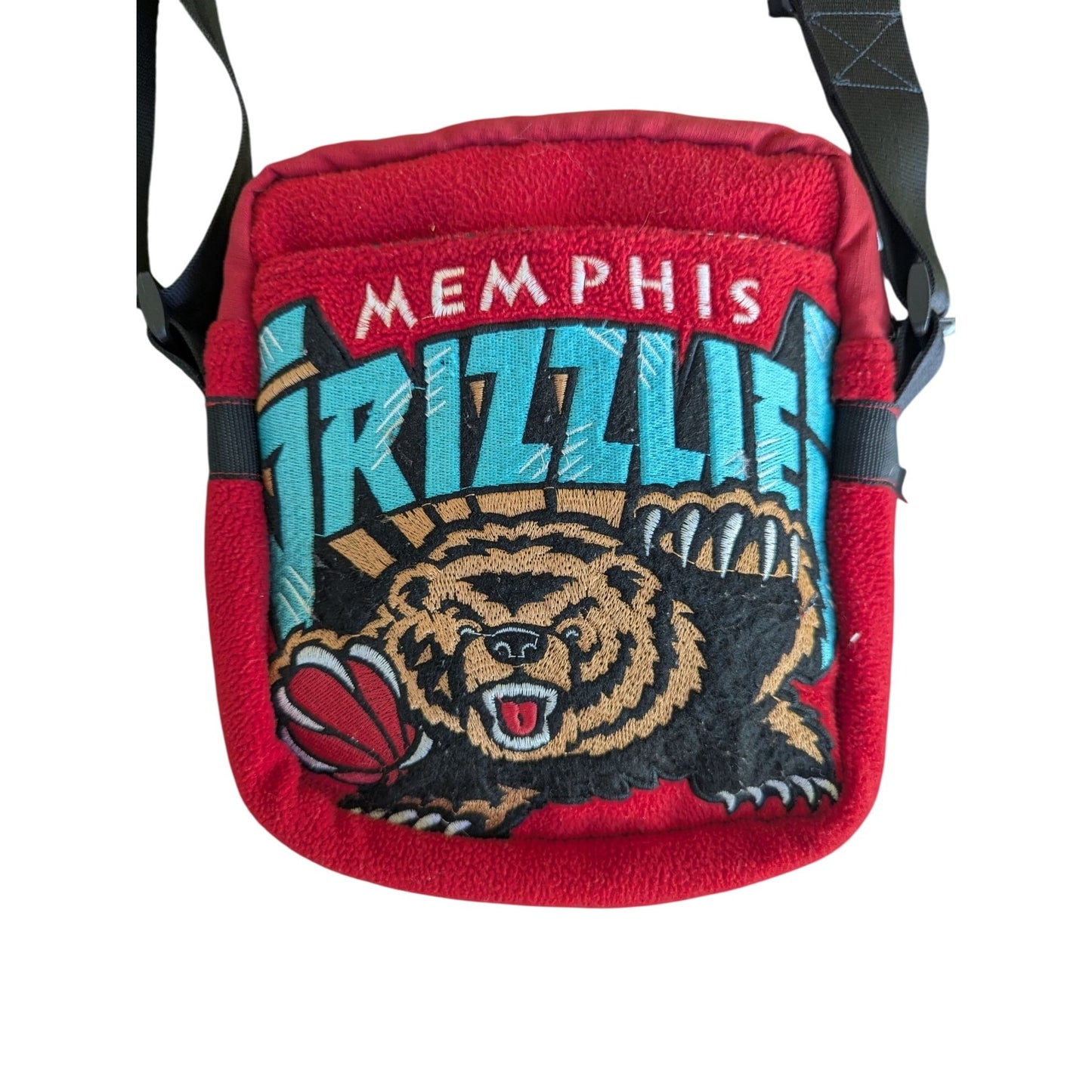 Sacoche Upcyclée Memphis Grizzlies NBA Édition Unique 22x20cm Rouge/Turquoise Avec Bandoulière Réglable & Nombreuses Poches
