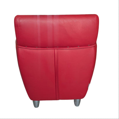 Paire De Fauteuils Ligne Roset Rouge En Cuir Avec Piètement Acier Chromé & Clouté 80cm/80cm/85cm